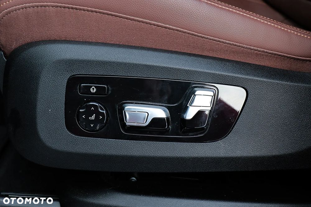 BMW X5 xDrive40i xLine - 26