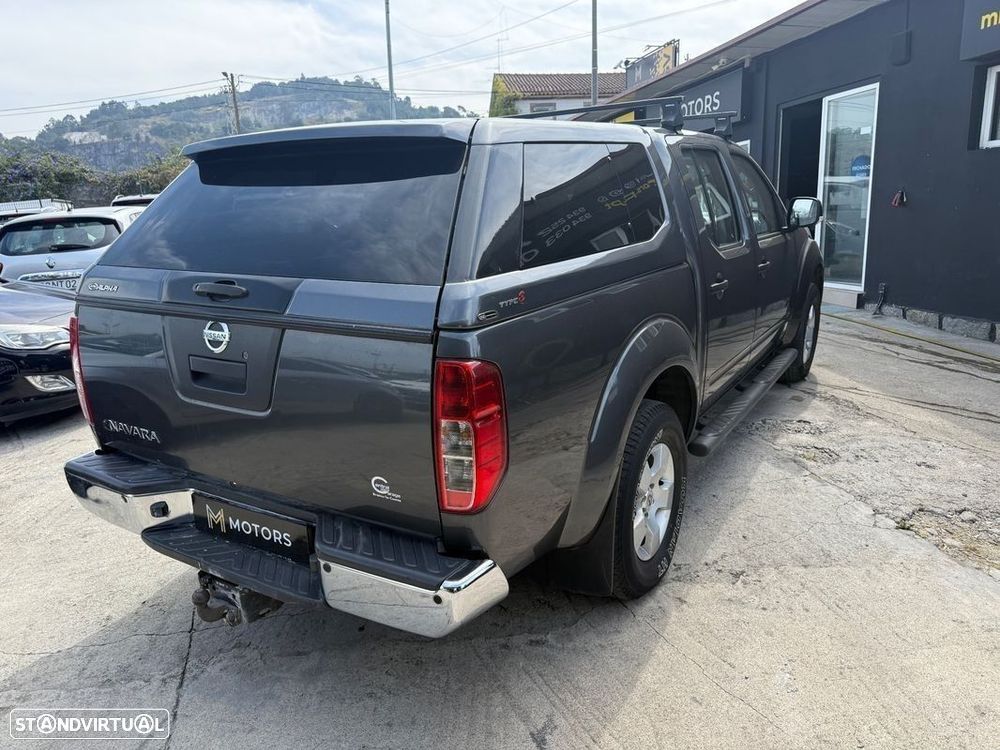 Nissan Navara 2.5 dCi KC SE 4WD - 2