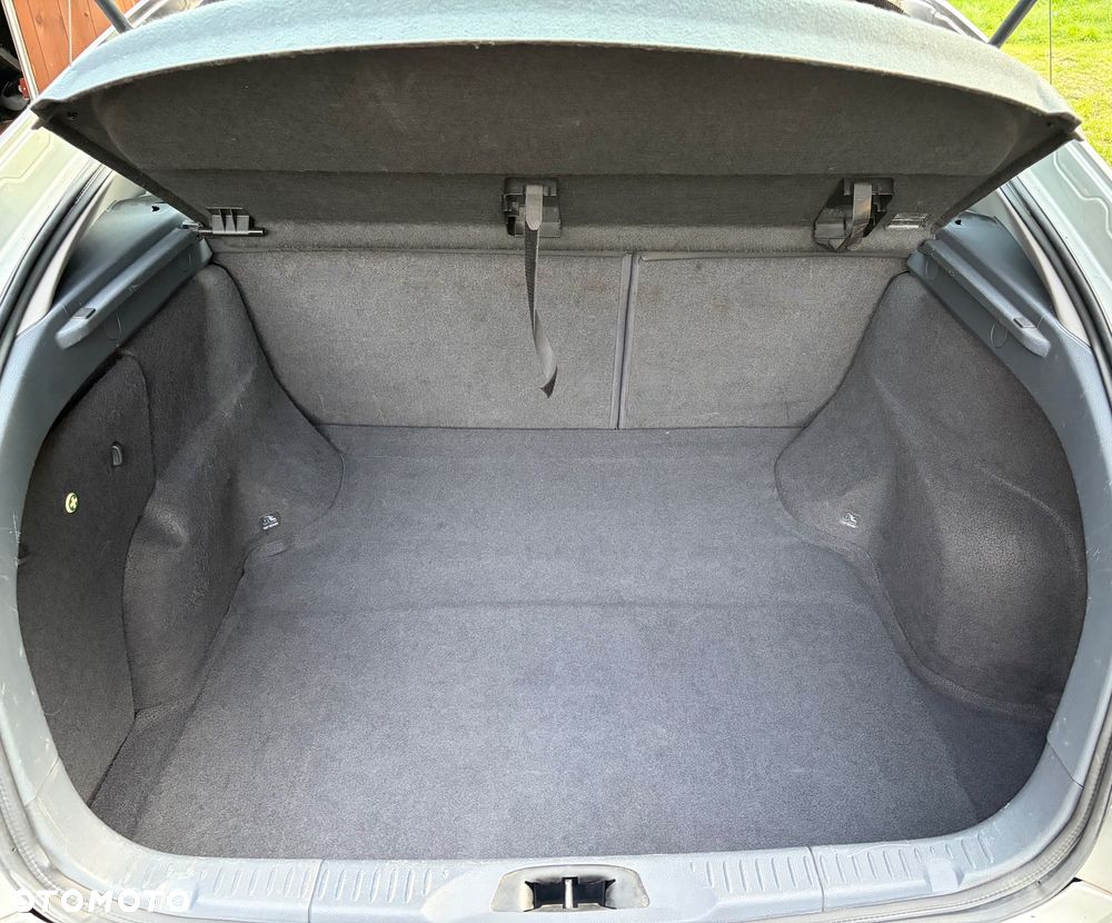 Nissan Primera - 25