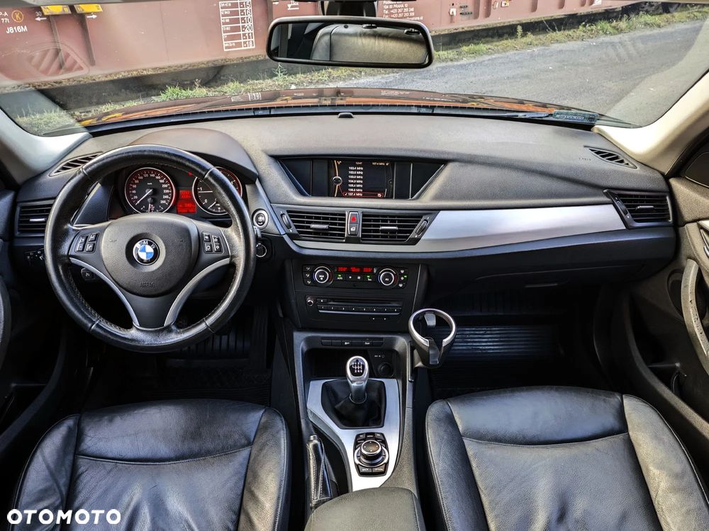 BMW X1 sDrive18d Sport Line - 5