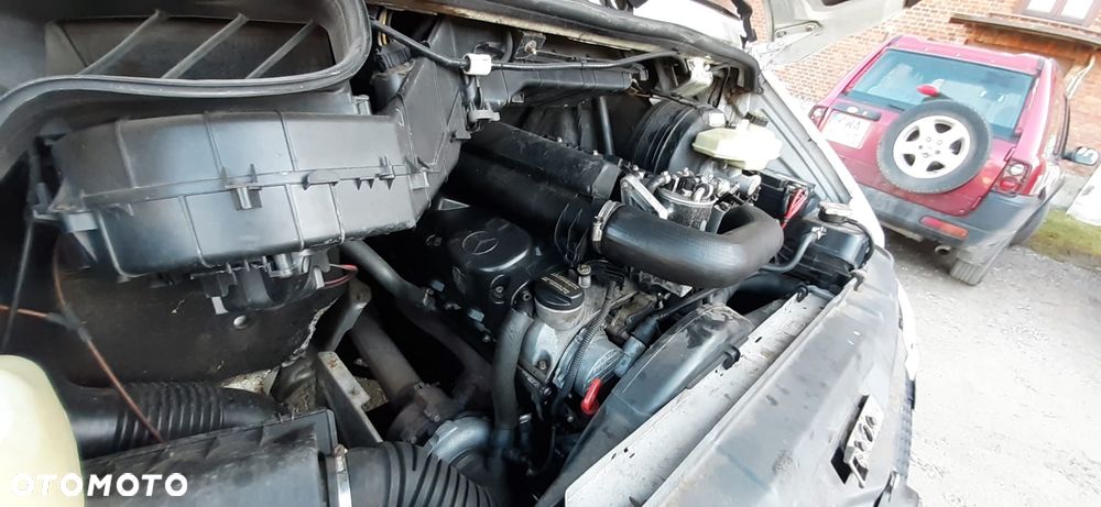 Mercedes-Benz Sprinter - 33