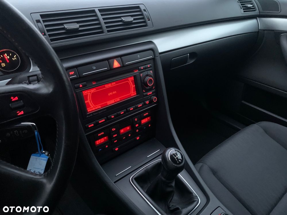 Audi A4 Avant - 12
