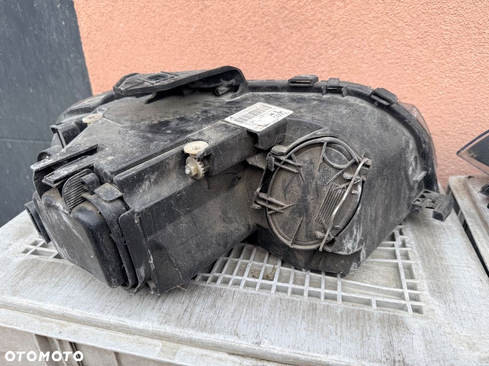 Lampa przednia AUDI A3 8P ZWYKŁE KOMPLET EUROPA ORYGINALNE AL - 5