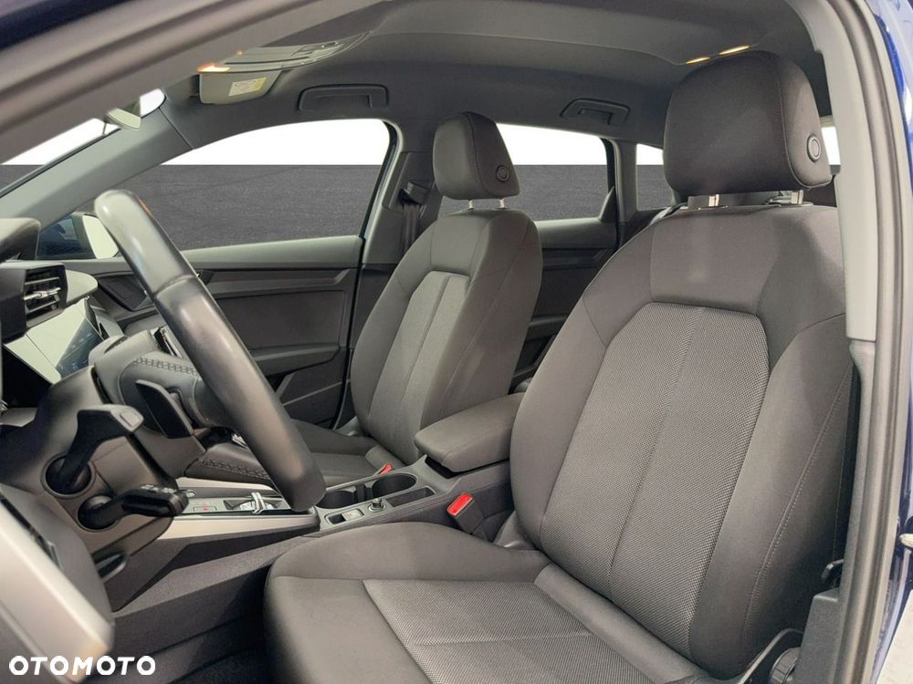 Audi A3 Sportback - 11