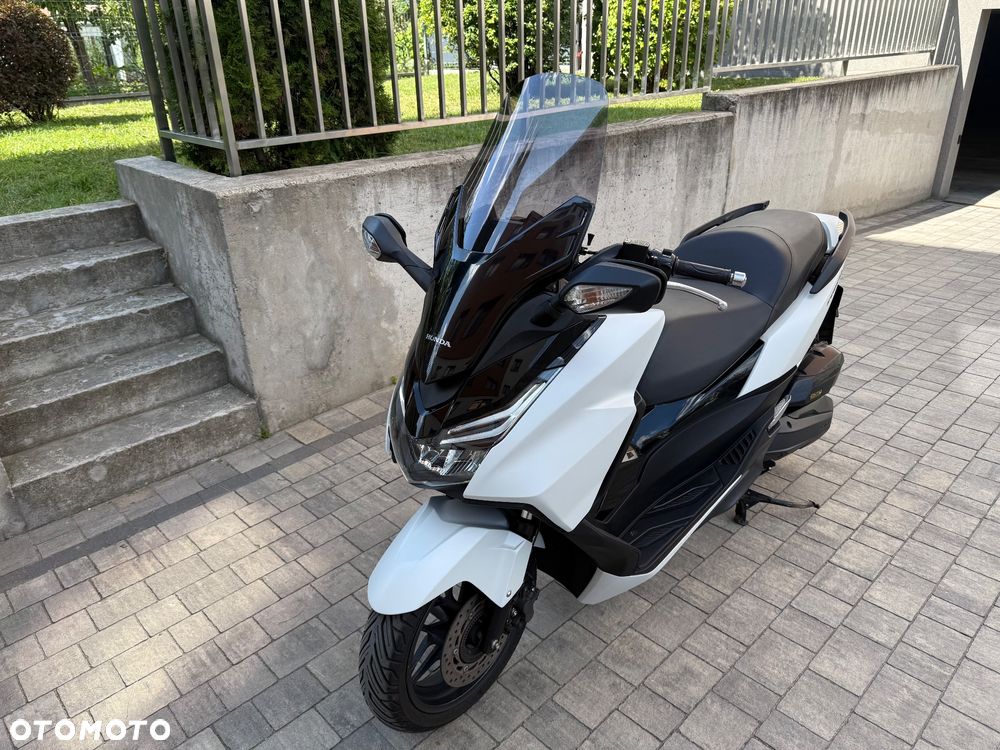 Honda NSS - 16