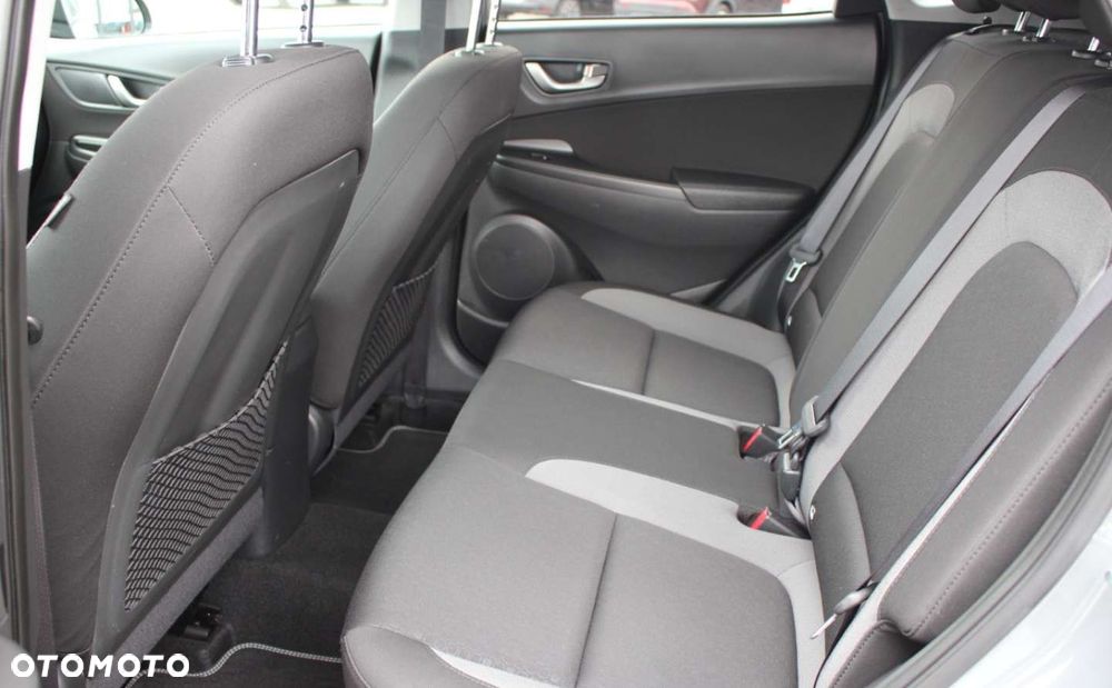 Hyundai Kona - 15