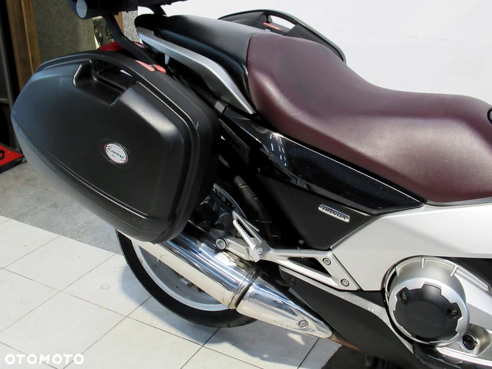 Honda NC - 20