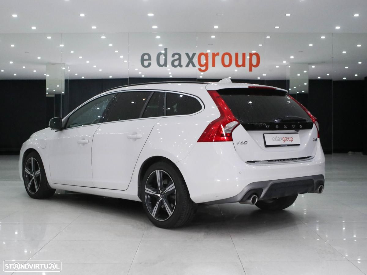 Volvo V60 2.4 D6 R-Design Sum.AWD Phev - 4