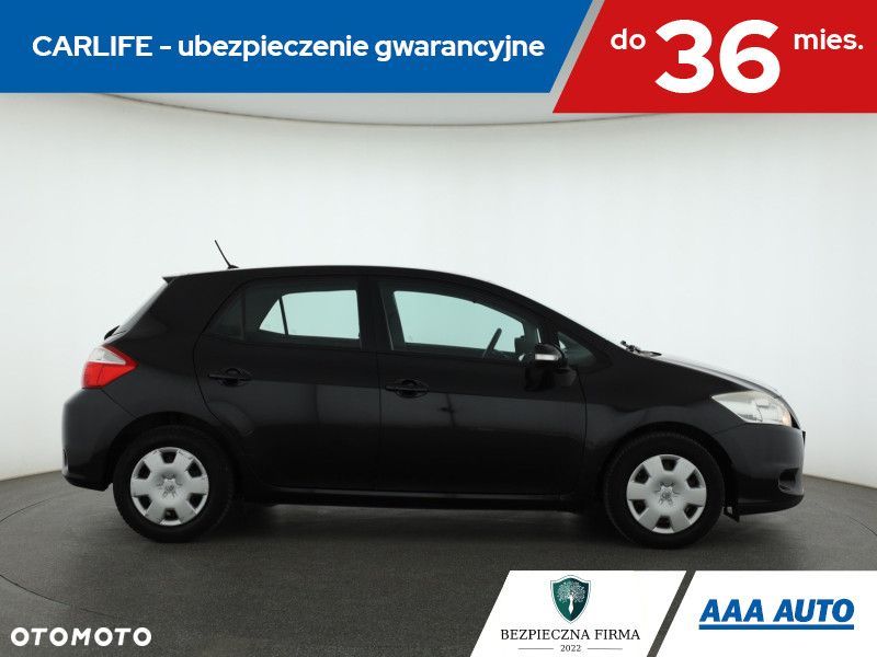 Toyota Auris - 8