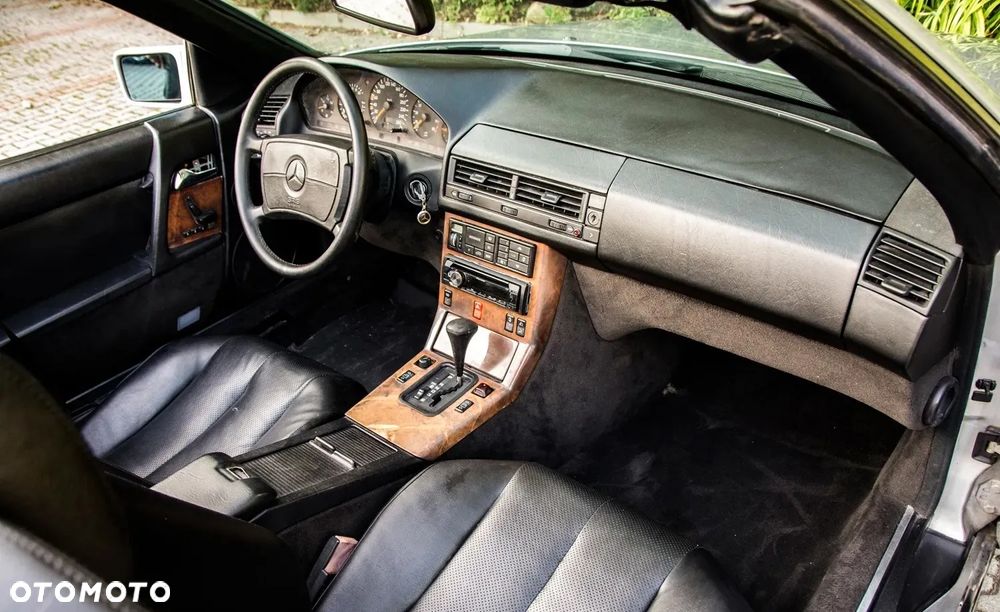 Mercedes-Benz SL - 13