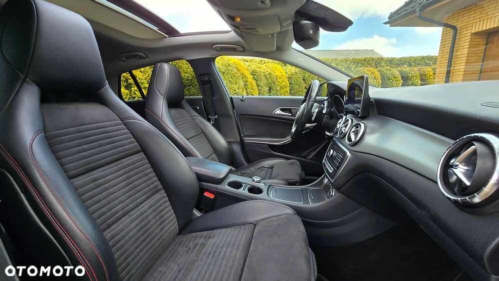 Mercedes-Benz CLA 200 d 7G-DCT AMG Line - 23