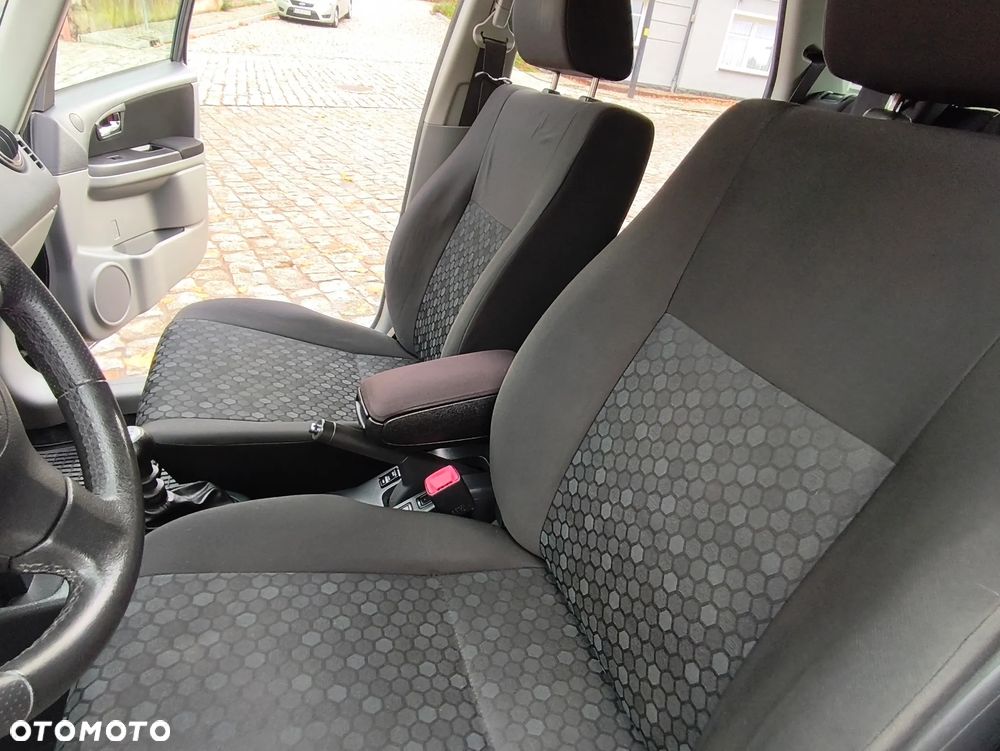 Suzuki SX4 - 17