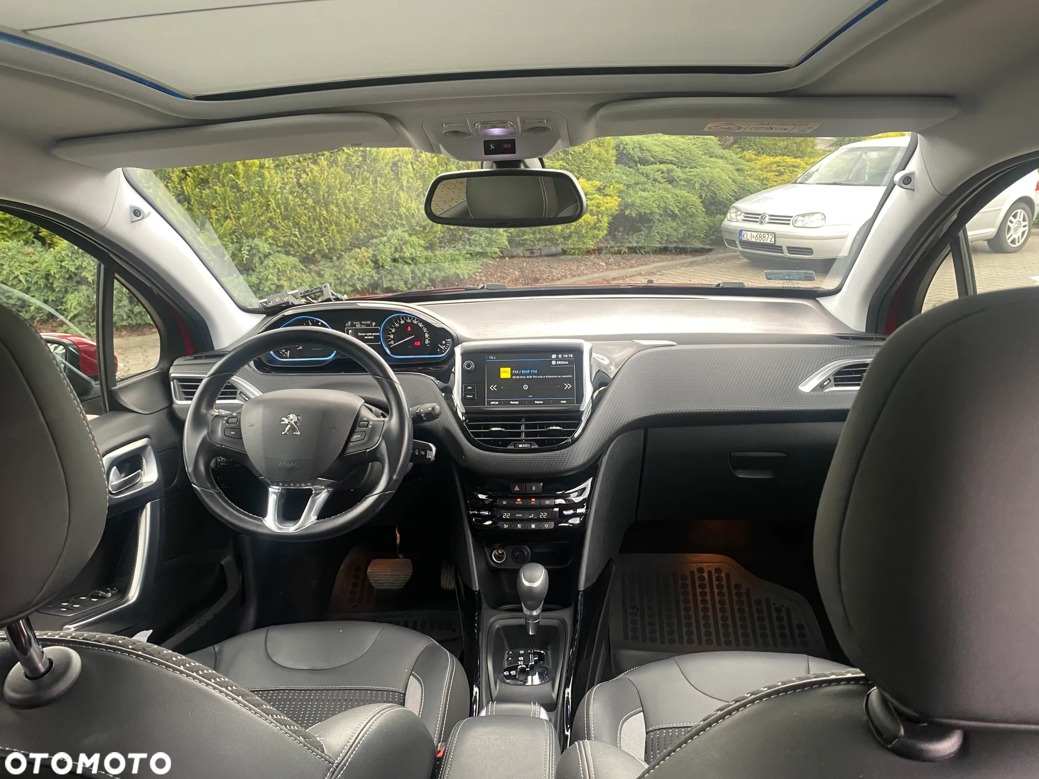 Peugeot 2008 1.2 Pure Tech Allure S&S EAT6 - 17