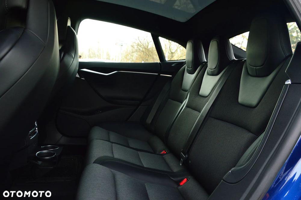 Tesla Model S 75 - 15