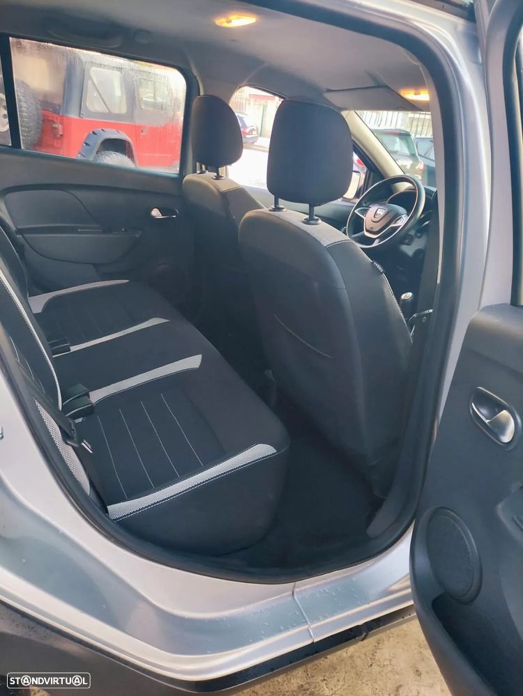 Dacia Logan MCV 0.9 TCe Stepway - 20