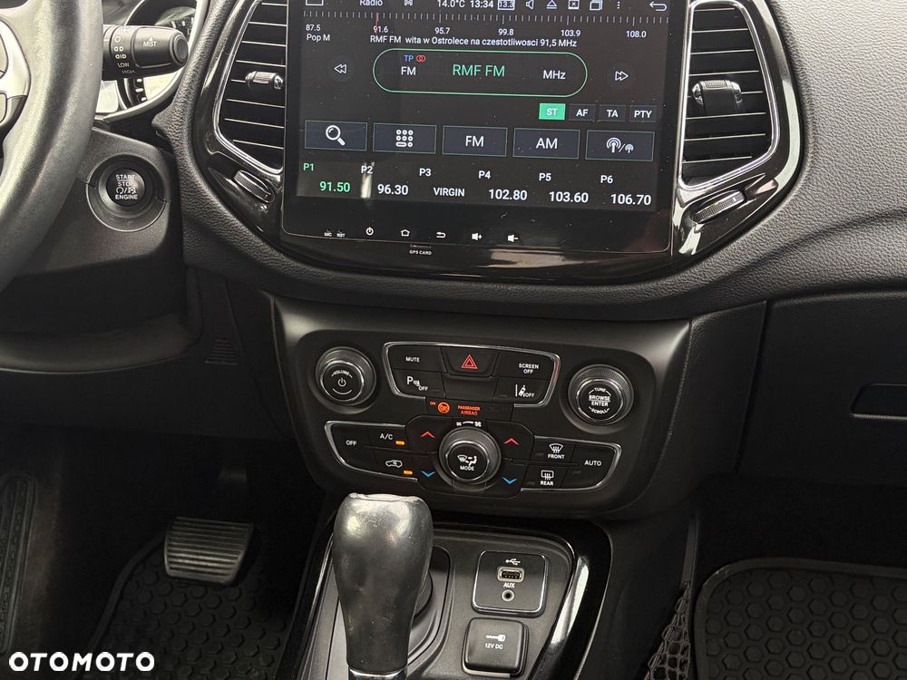 Jeep Compass - 18