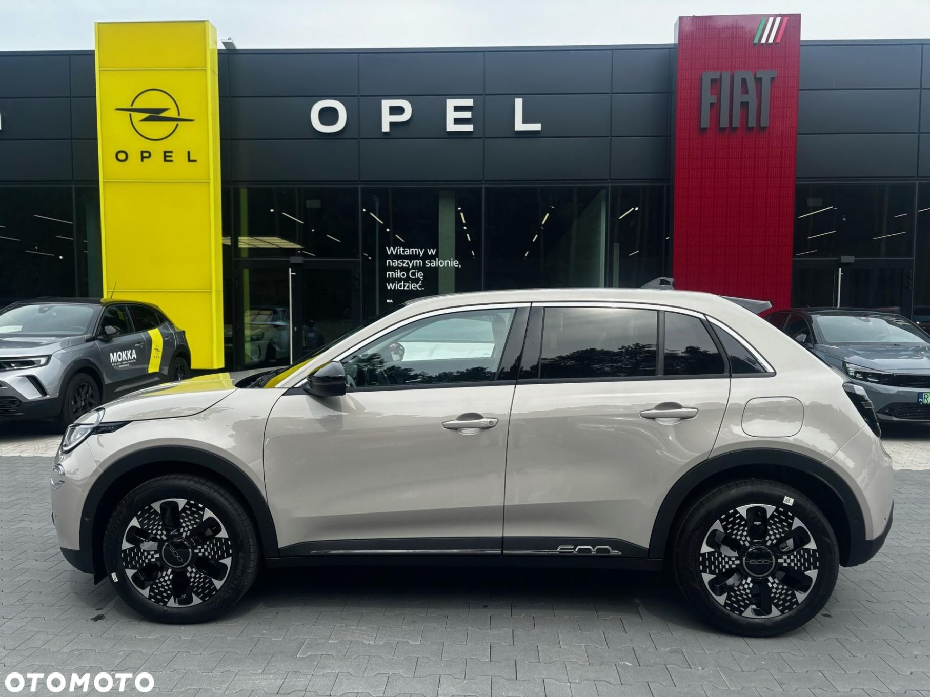Fiat 600 1.2 Turbo Hybrid La Prima eDCT - 8