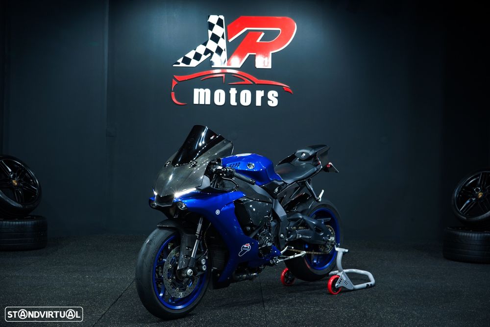 Yamaha YZF R1 - 1
