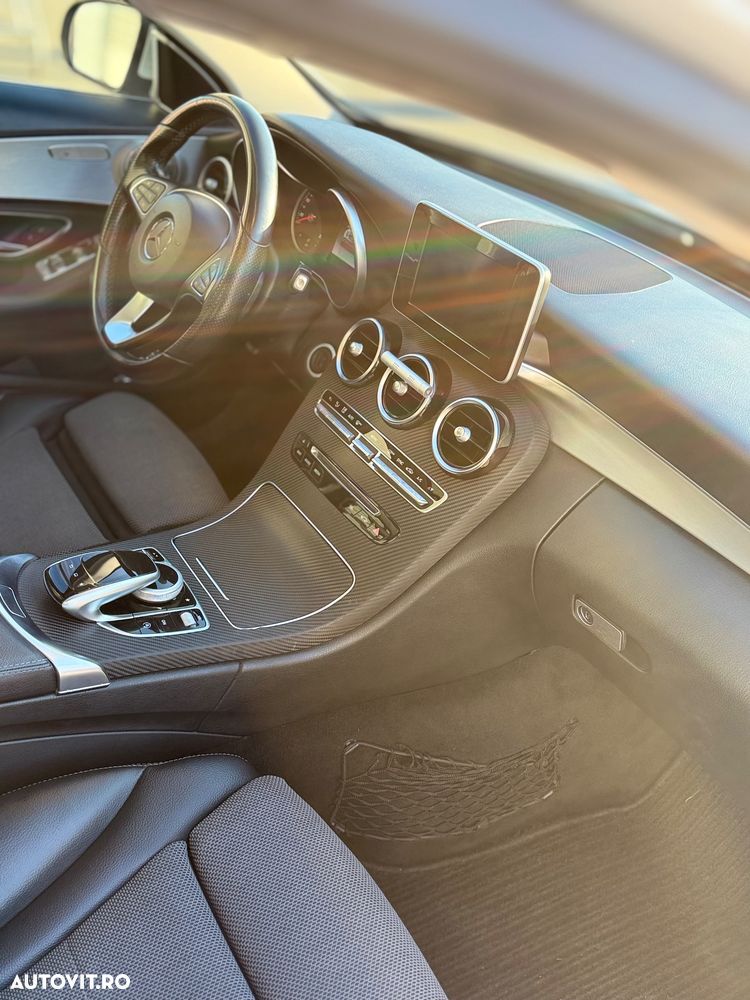 Mercedes-Benz C - 6