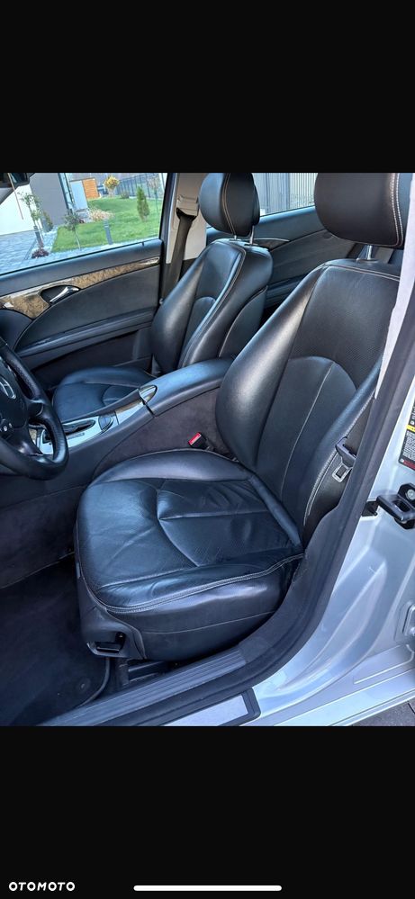 Mercedes-Benz Klasa E - 23