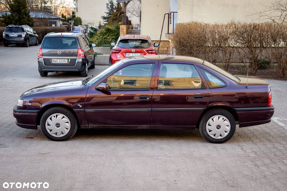 Opel Vectra 1.6 GL - 2