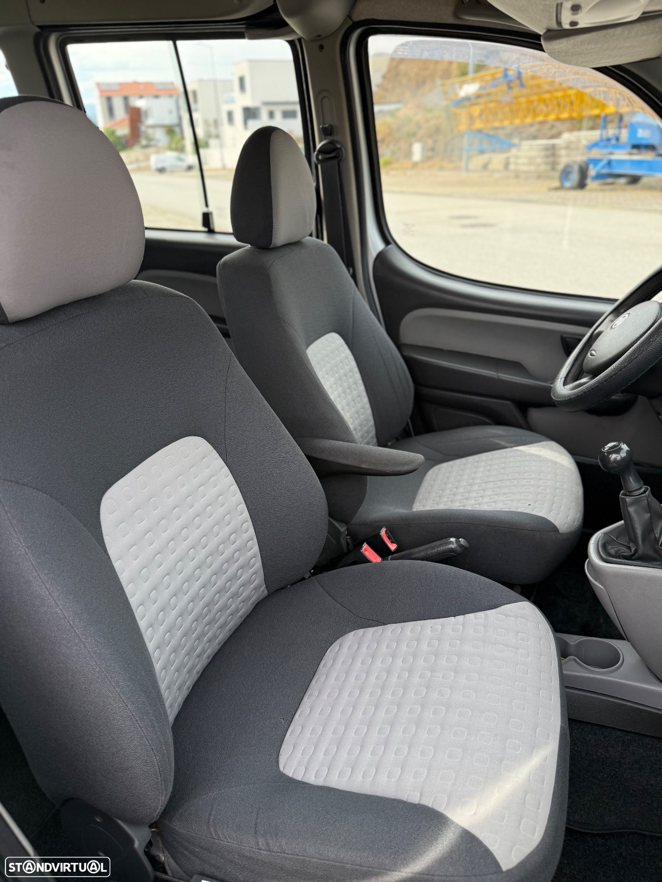 Fiat Doblo Panorama 1.3 M-Jet Family - 12