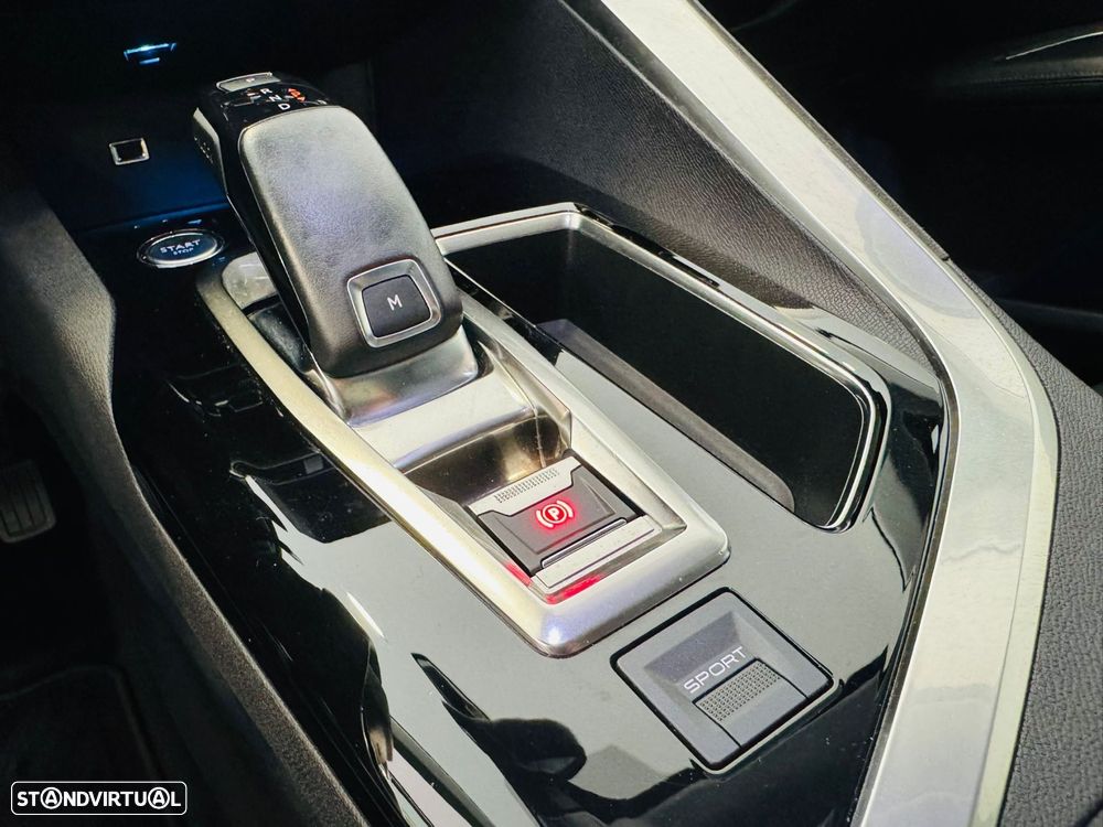 Peugeot 3008 1.2 PureTech Allure EAT6 - 11