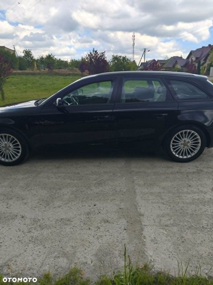 Audi A4 Avant - 8
