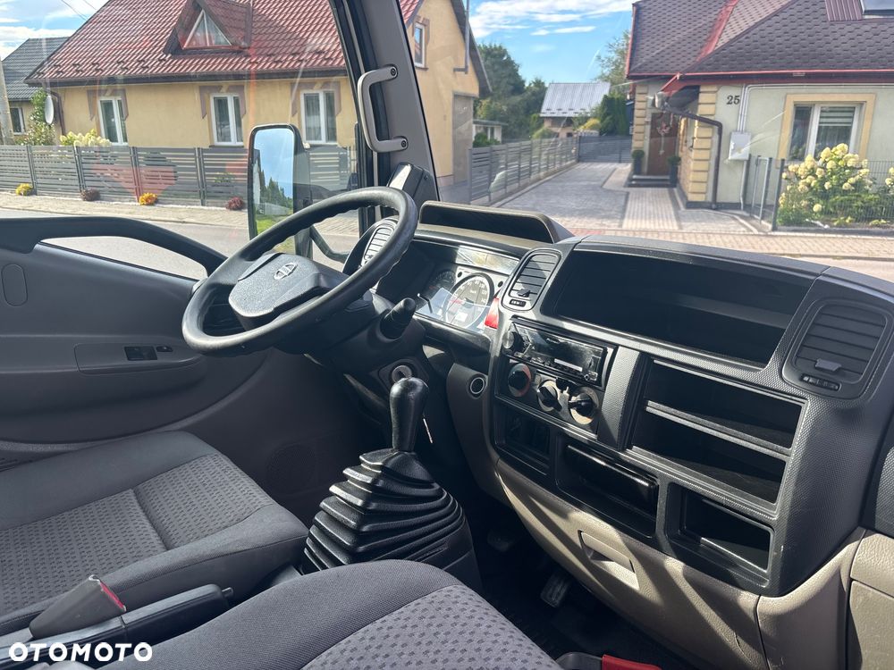 Nissan Cabstar - 8