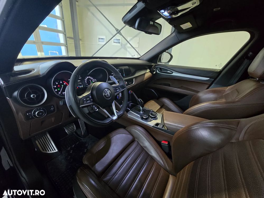 Alfa Romeo Stelvio 2.0 Turbo AWD AT8 Super - 14