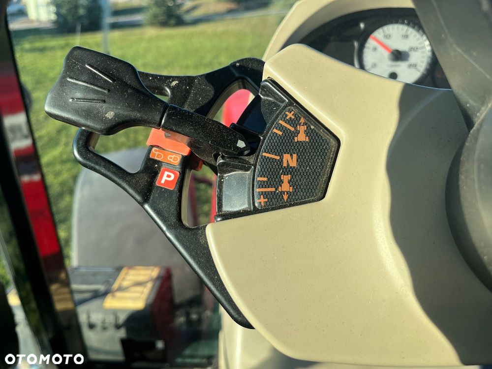 Massey Ferguson 8737 4X4 - 16