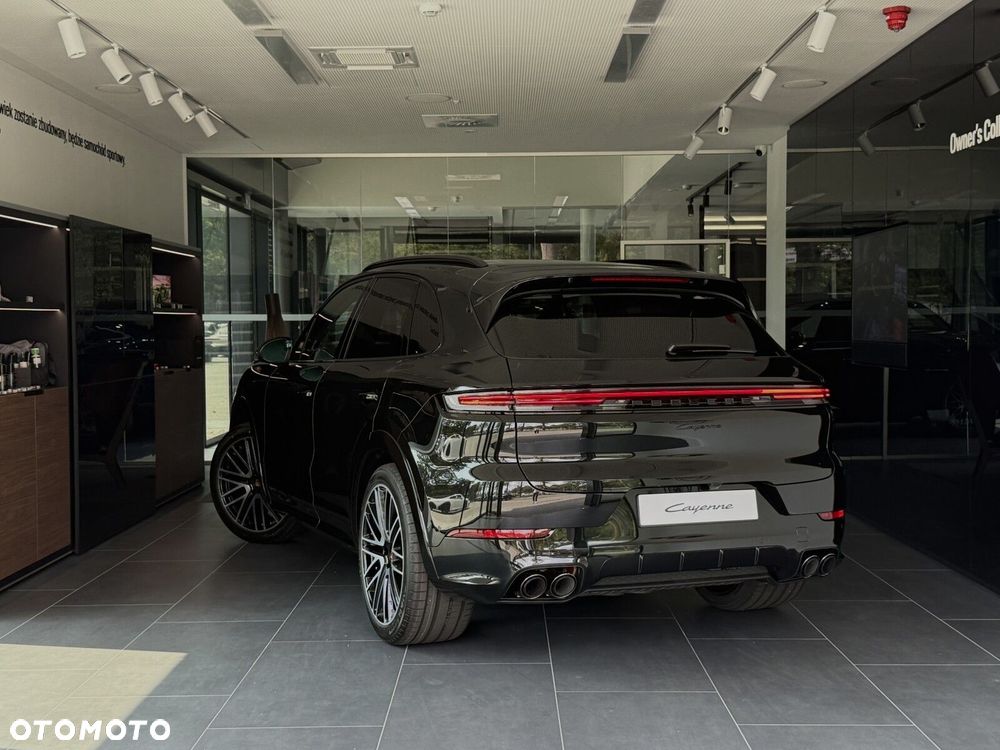 Porsche Cayenne - 5