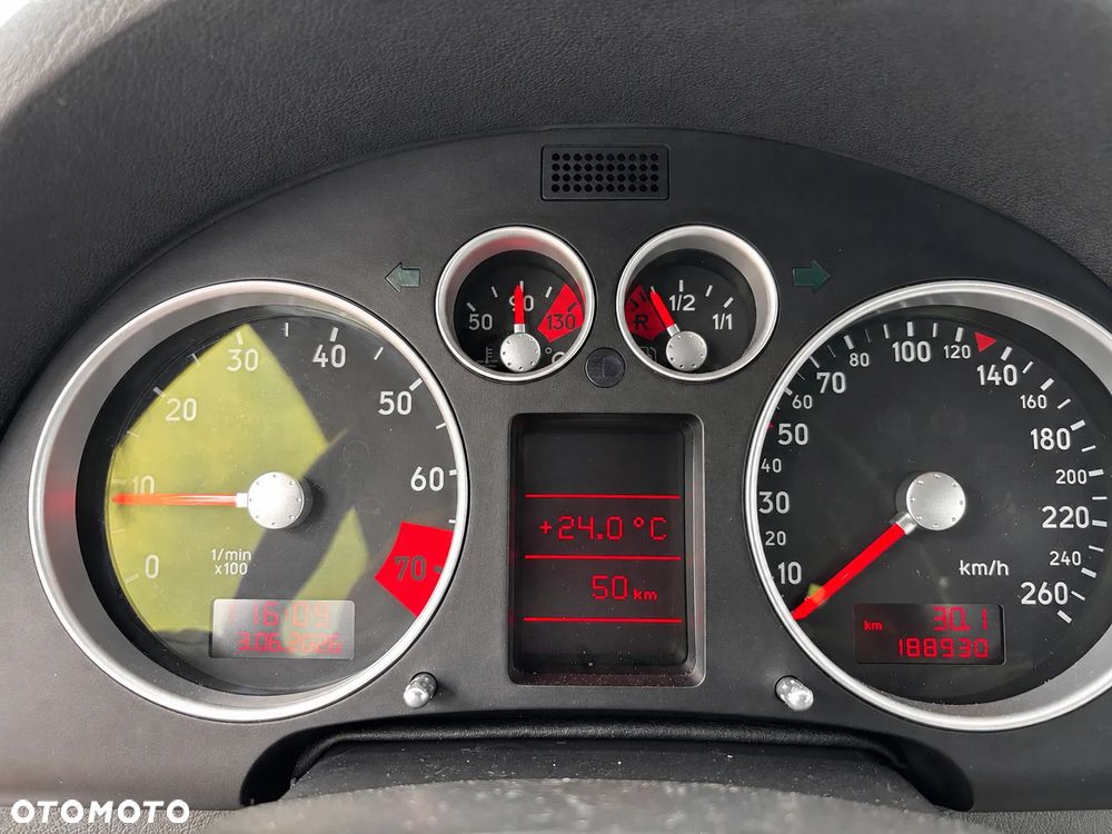 Audi TT Coupé 1.8T - 14