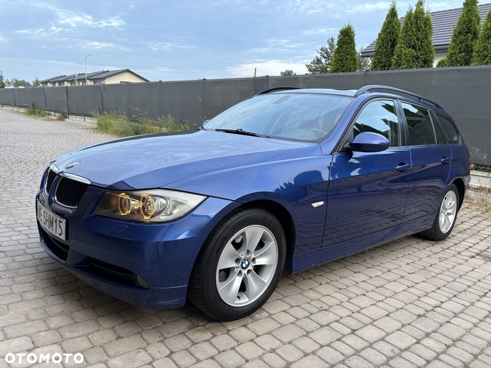 BMW Seria 3 320i - 2