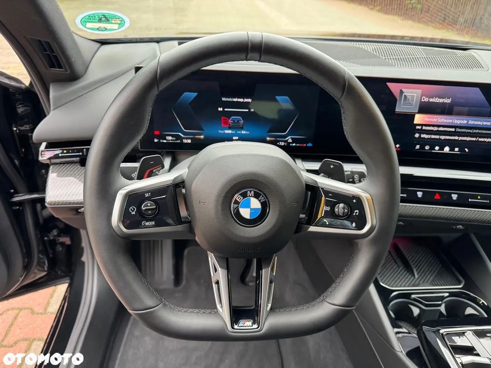 BMW Seria 5 520i mHEV M Sport - 14
