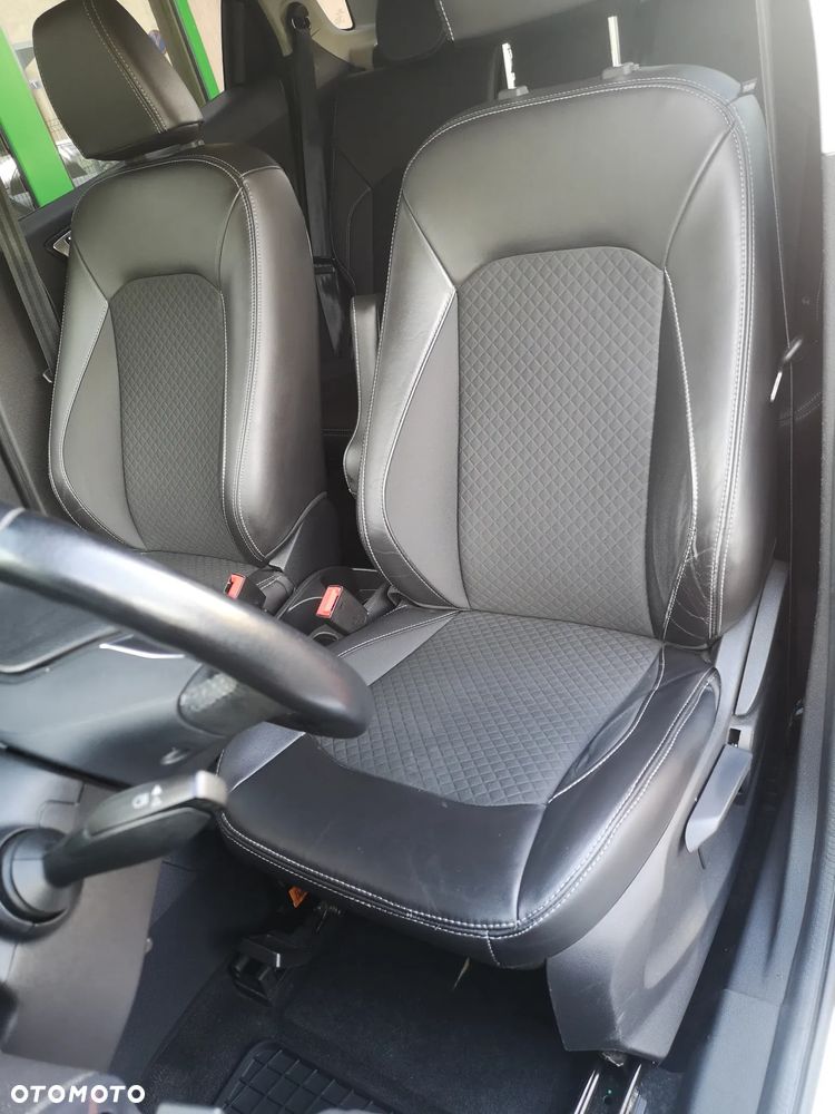 Ford EcoSport 1.5 TDCi TITANIUM - 23