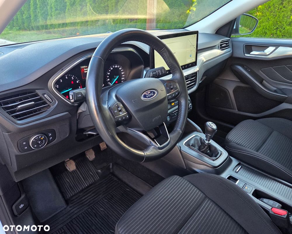 Ford Focus 1.0 EcoBoost Titanium - 8