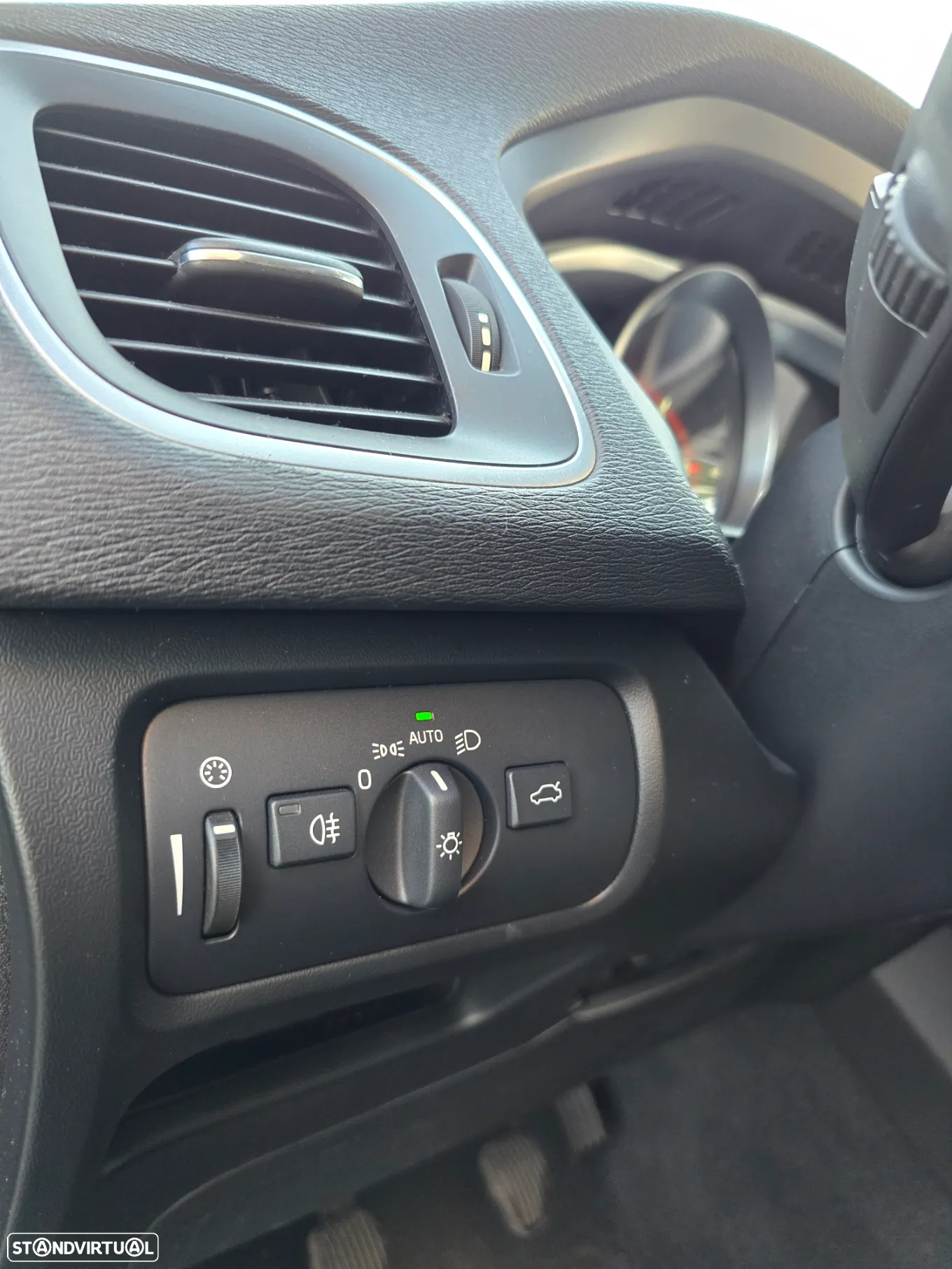 Volvo V40 1.6 D2 Eco Summum - 9
