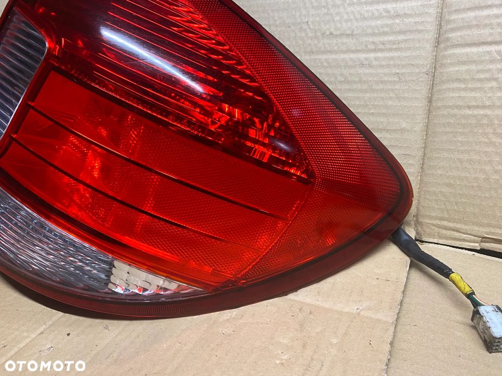 LAMPA TYLNA PRAWA KIA RIO I LIFT - 3