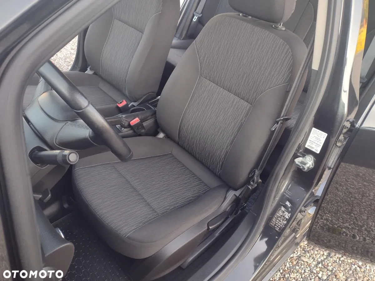 Opel Astra IV 1.6 Active - 10