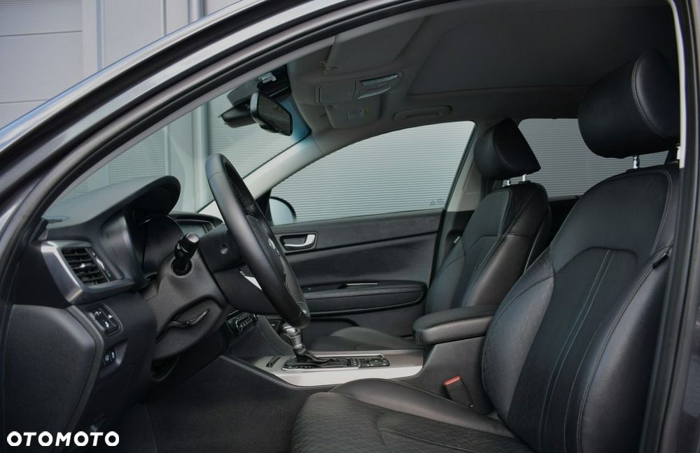 Kia Optima Plug-in Hybrid - 15