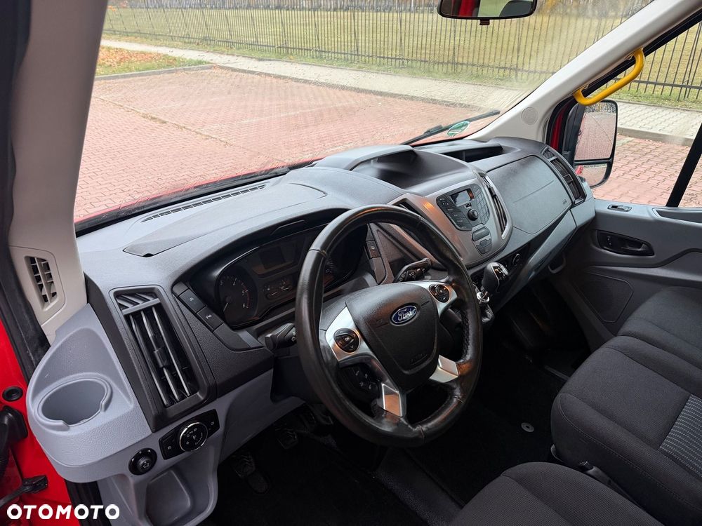 Ford Transit - 13