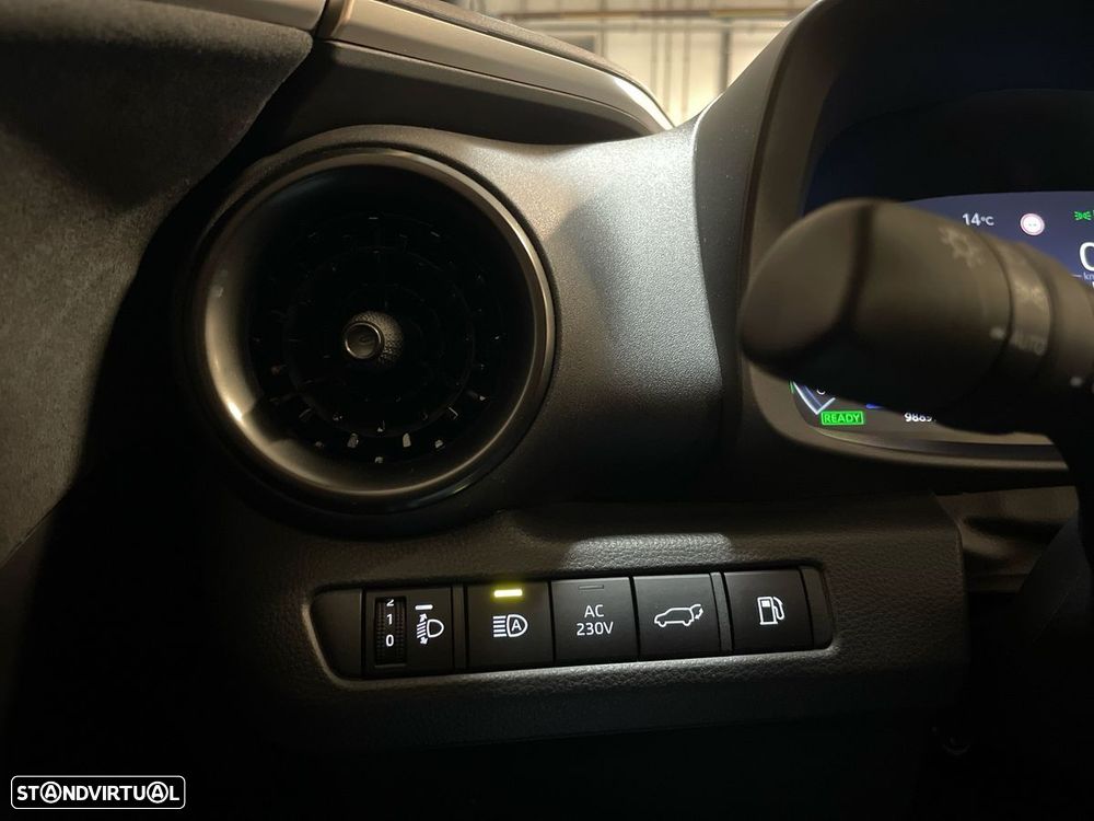 Toyota C-HR - 15