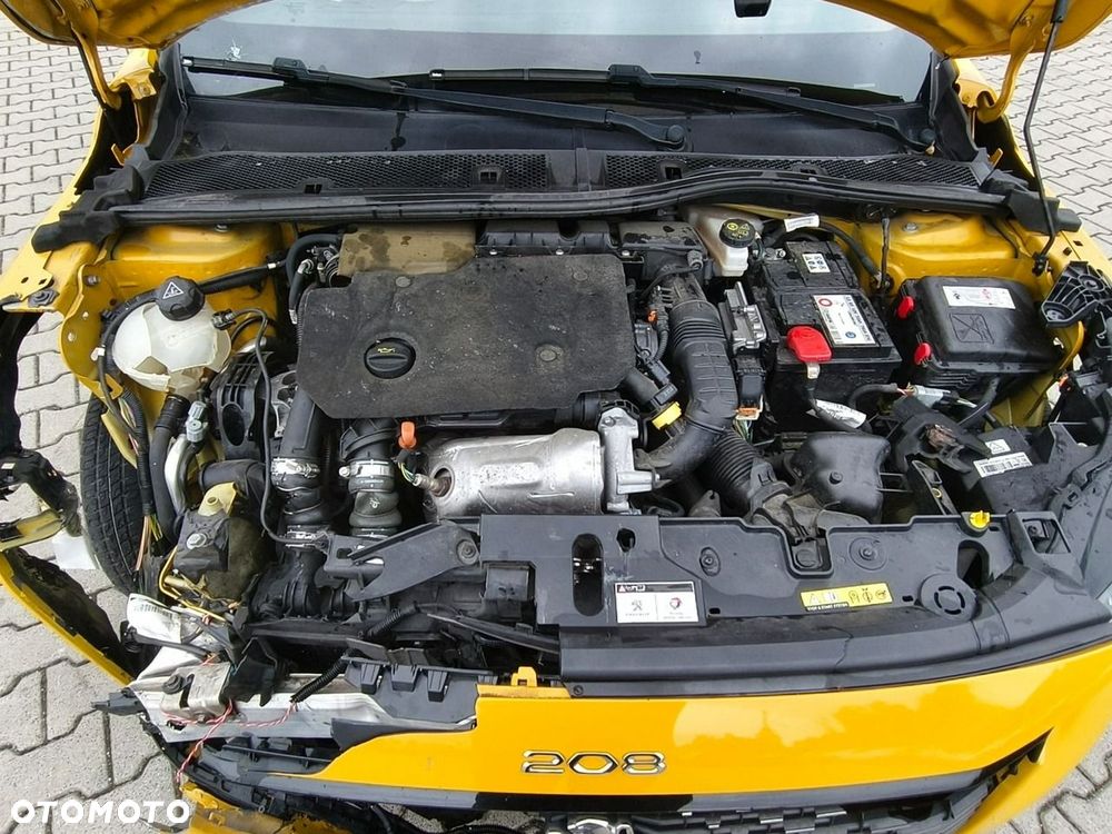 Peugeot 208 - 24