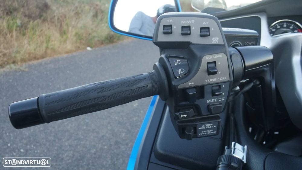 Honda Goldwing SC47E Airbag + Navi - 13