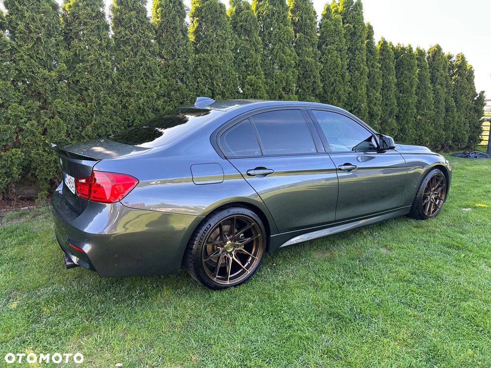 BMW Seria 3 328i Sport-Aut Sport Line - 10