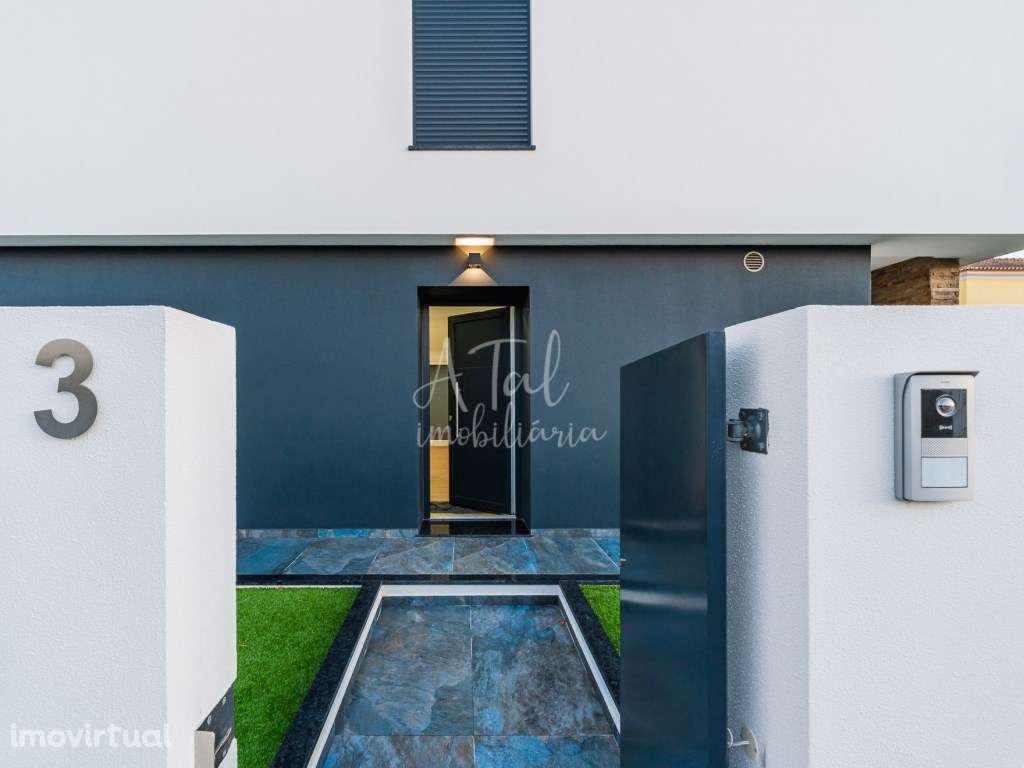 Moradia V4 com piscina em Azeitão - Grande imagem: 3/60