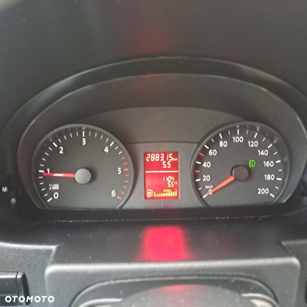 Volkswagen CRAFTER - 8