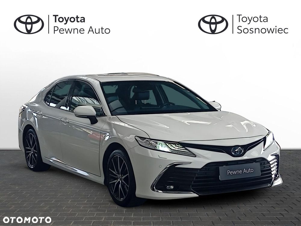 Toyota Camry - 8