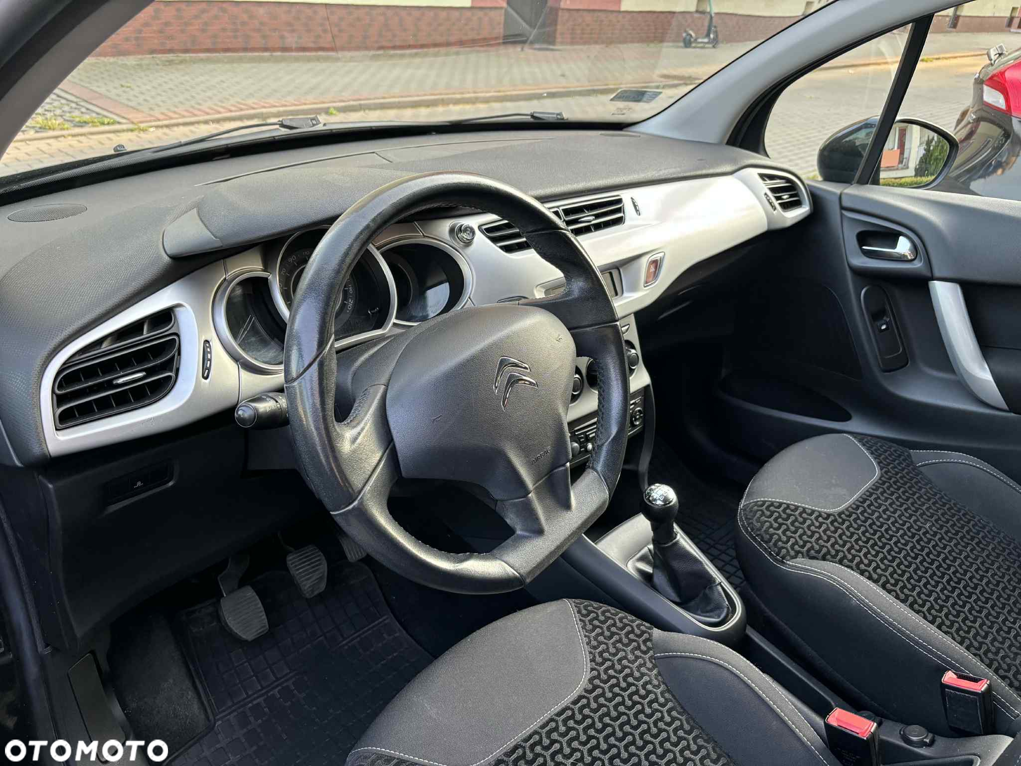 Citroën C3 1.6 e-HDi Selection - 6